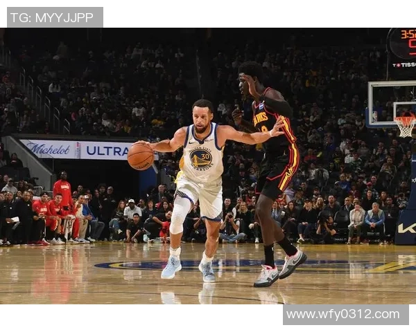 勇士与老鹰激战四节精彩回顾2018年12月4日NBA赛场巅峰对决